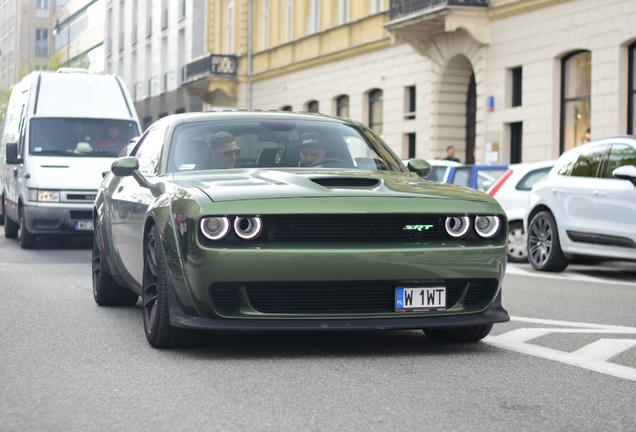 Dodge Challenger SRT Hellcat Widebody