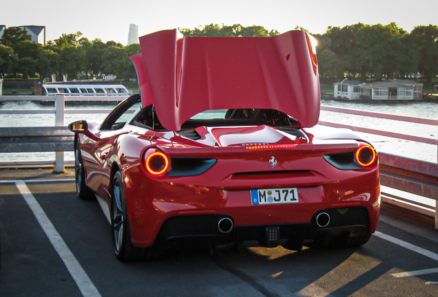 Ferrari 488 Spider