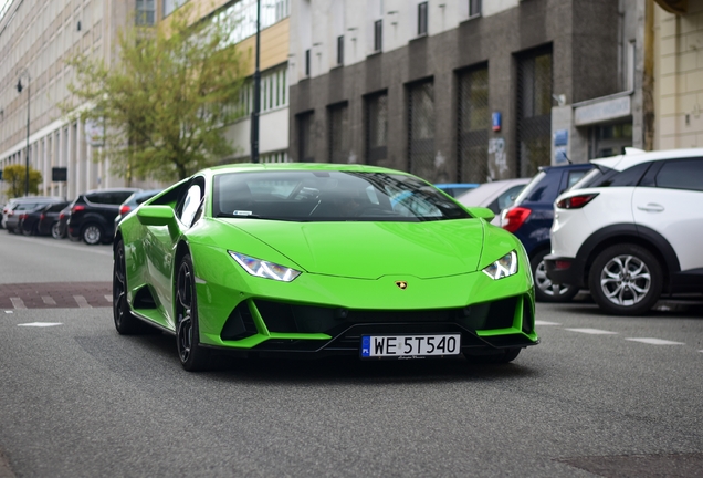 Lamborghini Huracán LP640-4 EVO