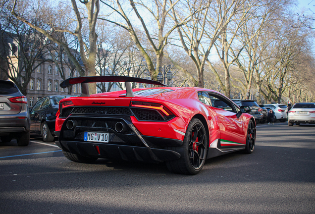 Lamborghini Huracán LP640-4 Performante