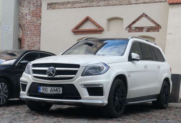 Mercedes-Benz GL 63 AMG X166