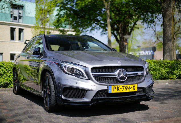 Mercedes-Benz GLA 45 AMG Edition 1