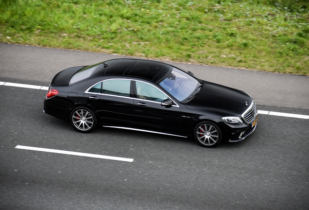 Mercedes-Benz S 63 AMG V222