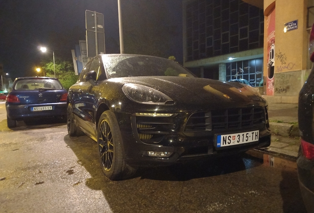 Porsche 95B Macan GTS