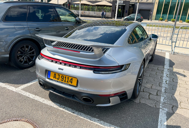 Porsche 992 Carrera 4S