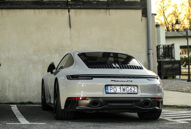 Porsche 992 Carrera GTS