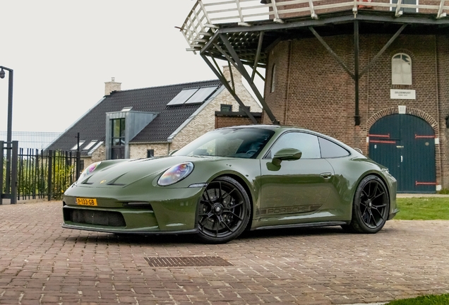 Porsche 992 GT3 Touring