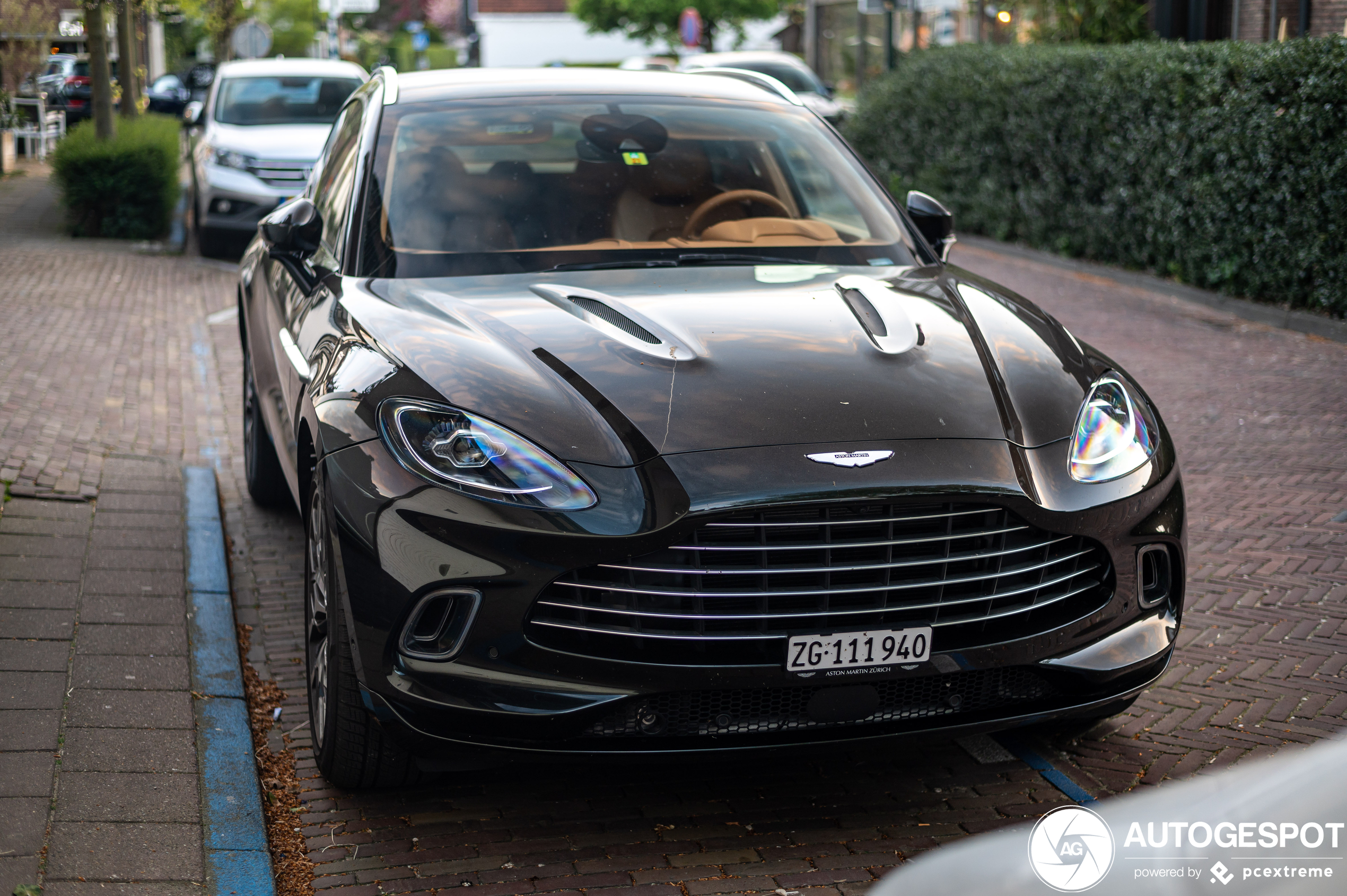 Aston Martin DBX