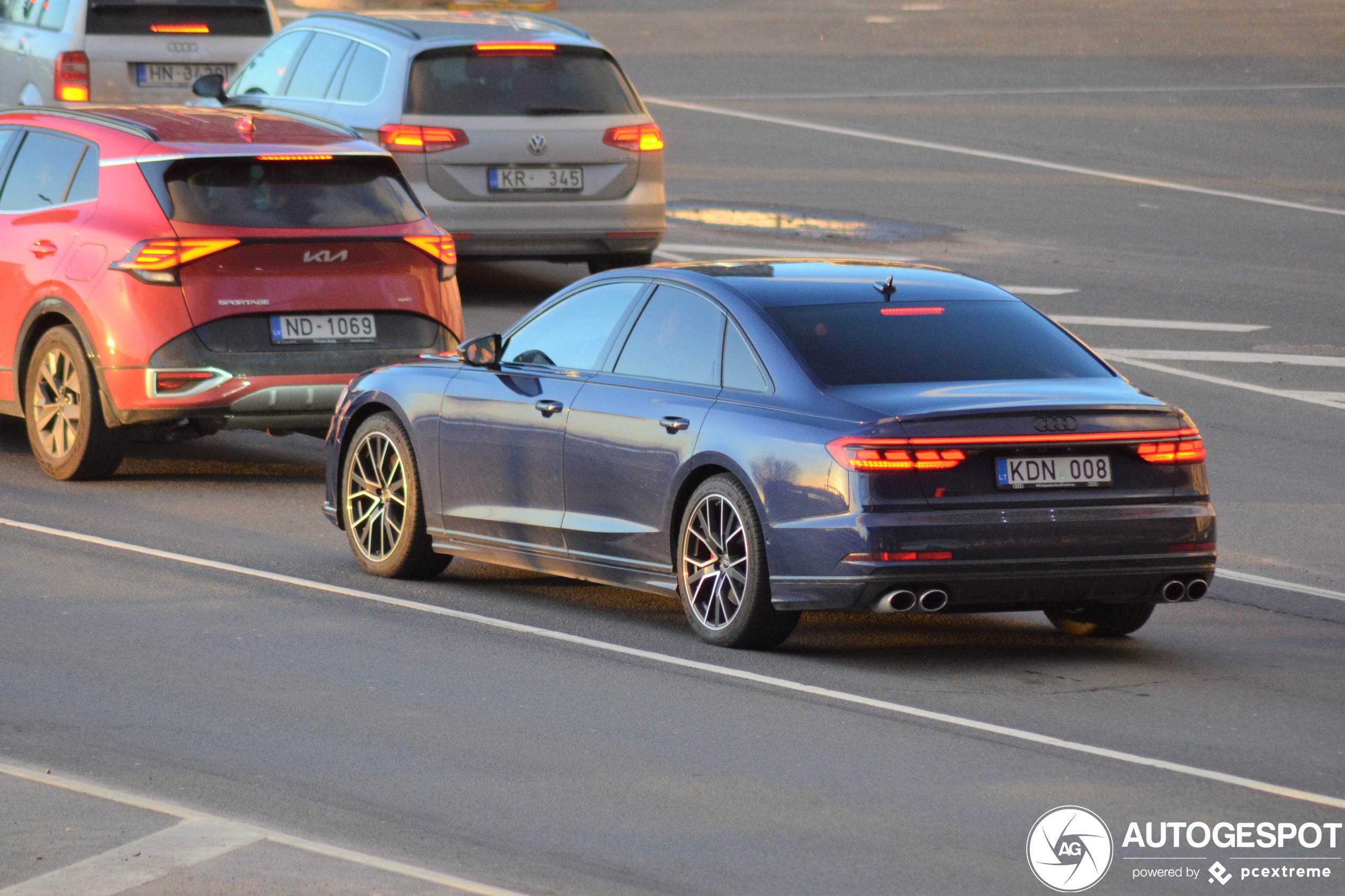 Audi S8 D5