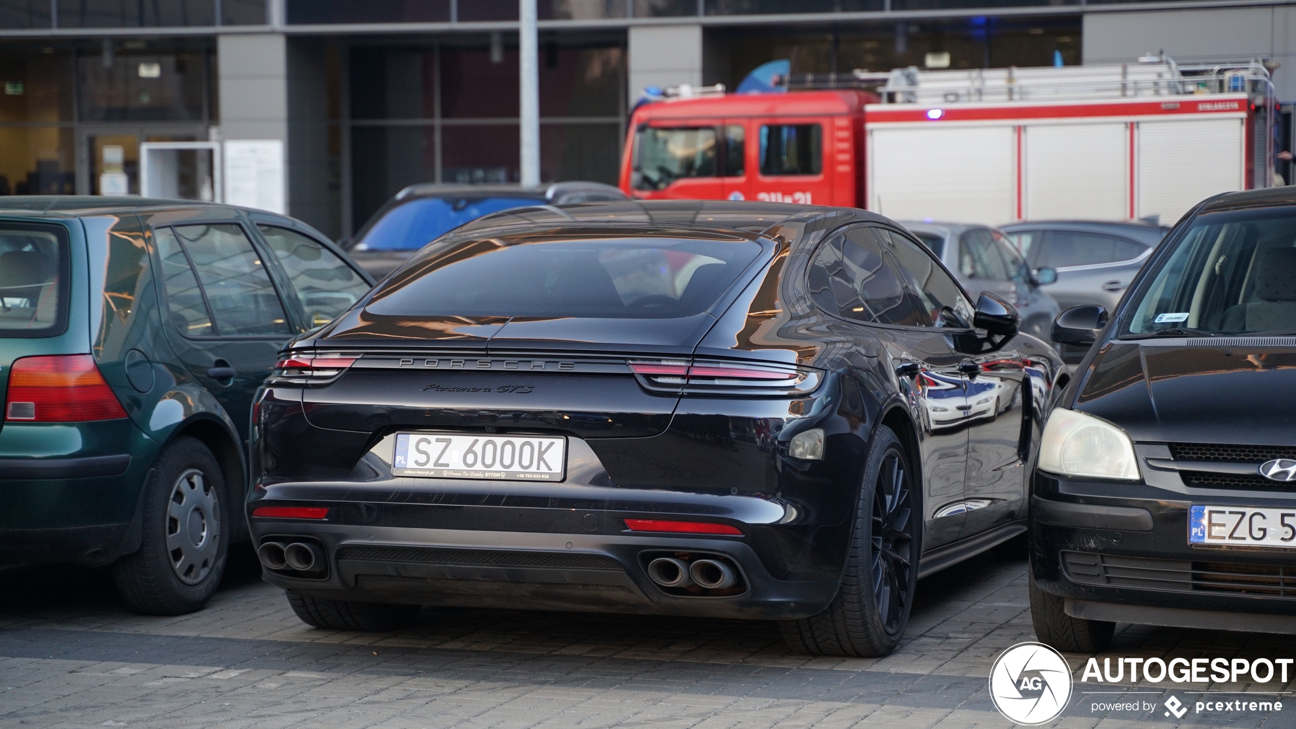 Porsche 971 Panamera GTS MkI