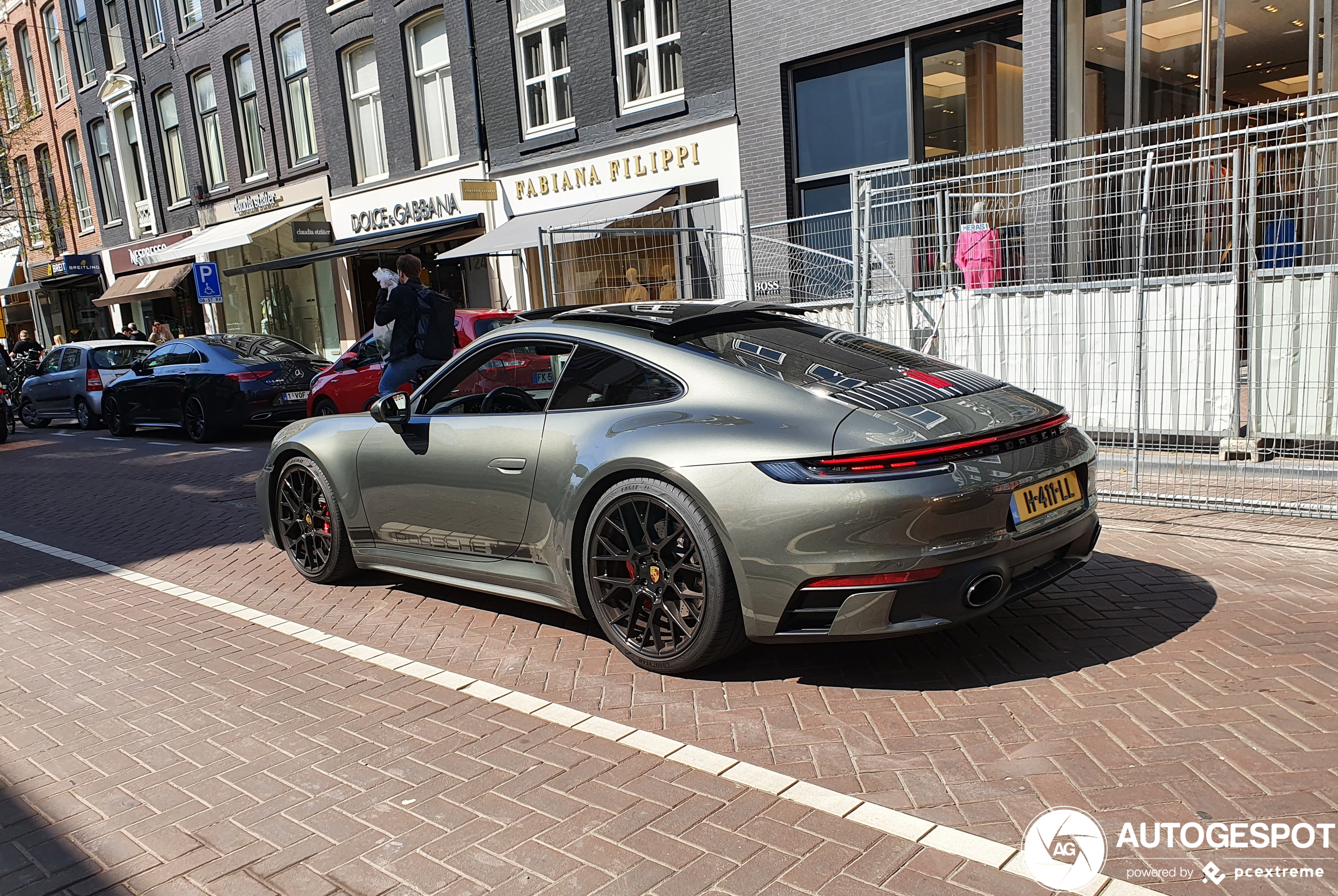 Porsche 992 Carrera 4S