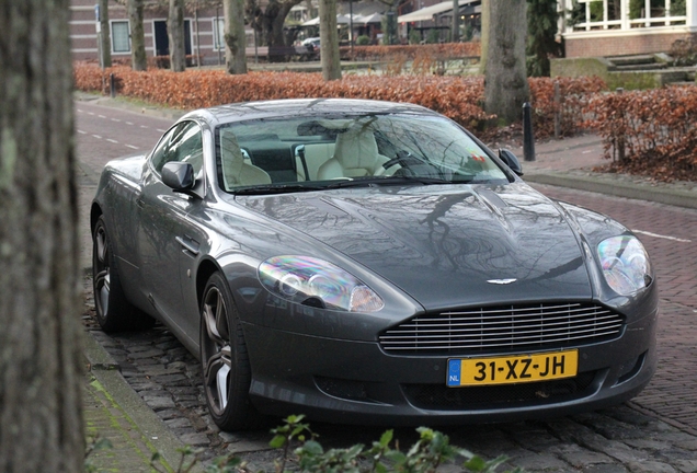 Aston Martin DB9