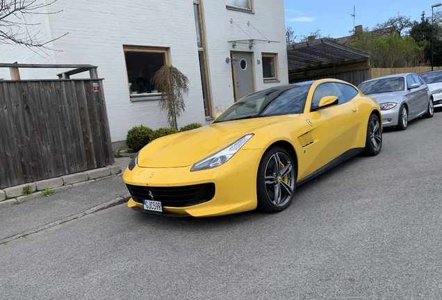 Ferrari GTC4Lusso