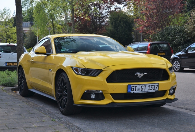 Ford Mustang GT 2015