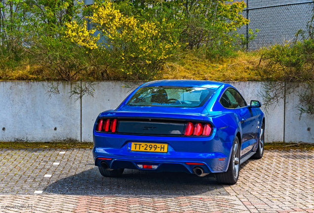 Ford Mustang GT 2015