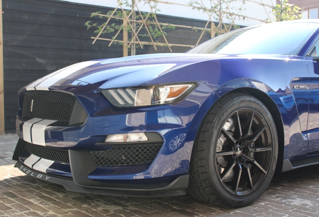 Ford Mustang Shelby GT350 2015