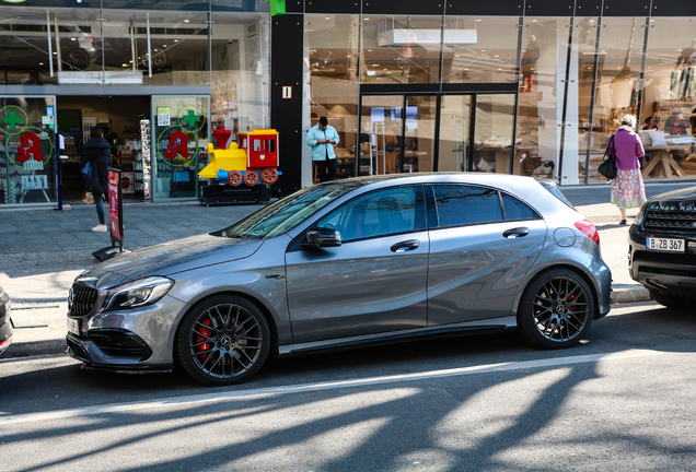 Mercedes-AMG A 45 W176 2015