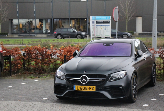 Mercedes-AMG E 63 S W213