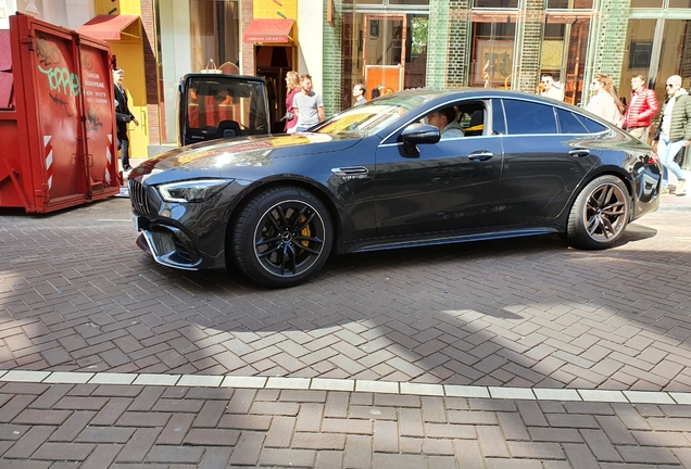 Mercedes-AMG GT 63 X290