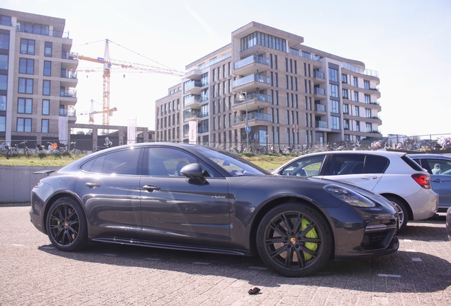 Porsche 971 Panamera Turbo S E-Hybrid