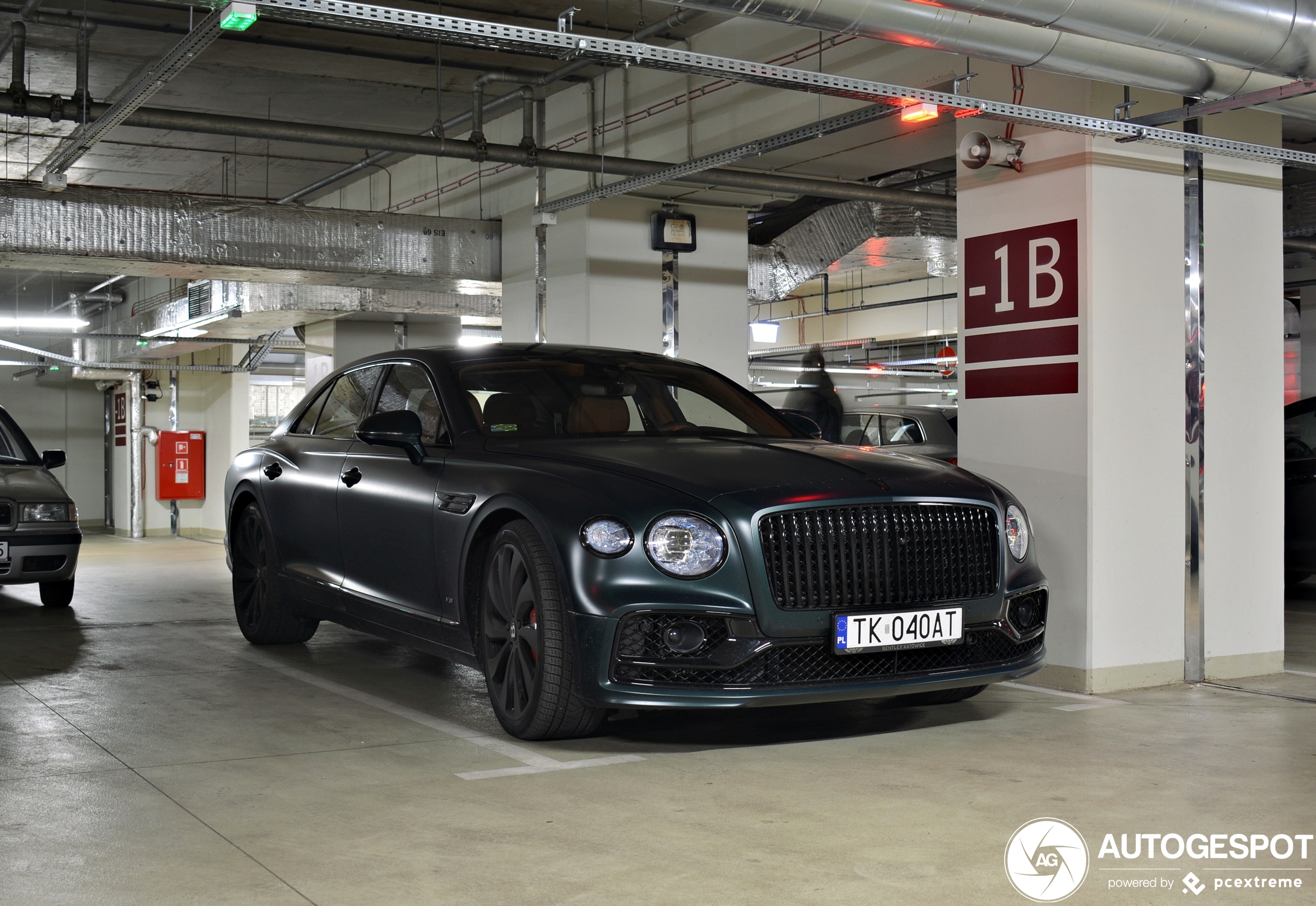 Bentley Flying Spur V8 2021