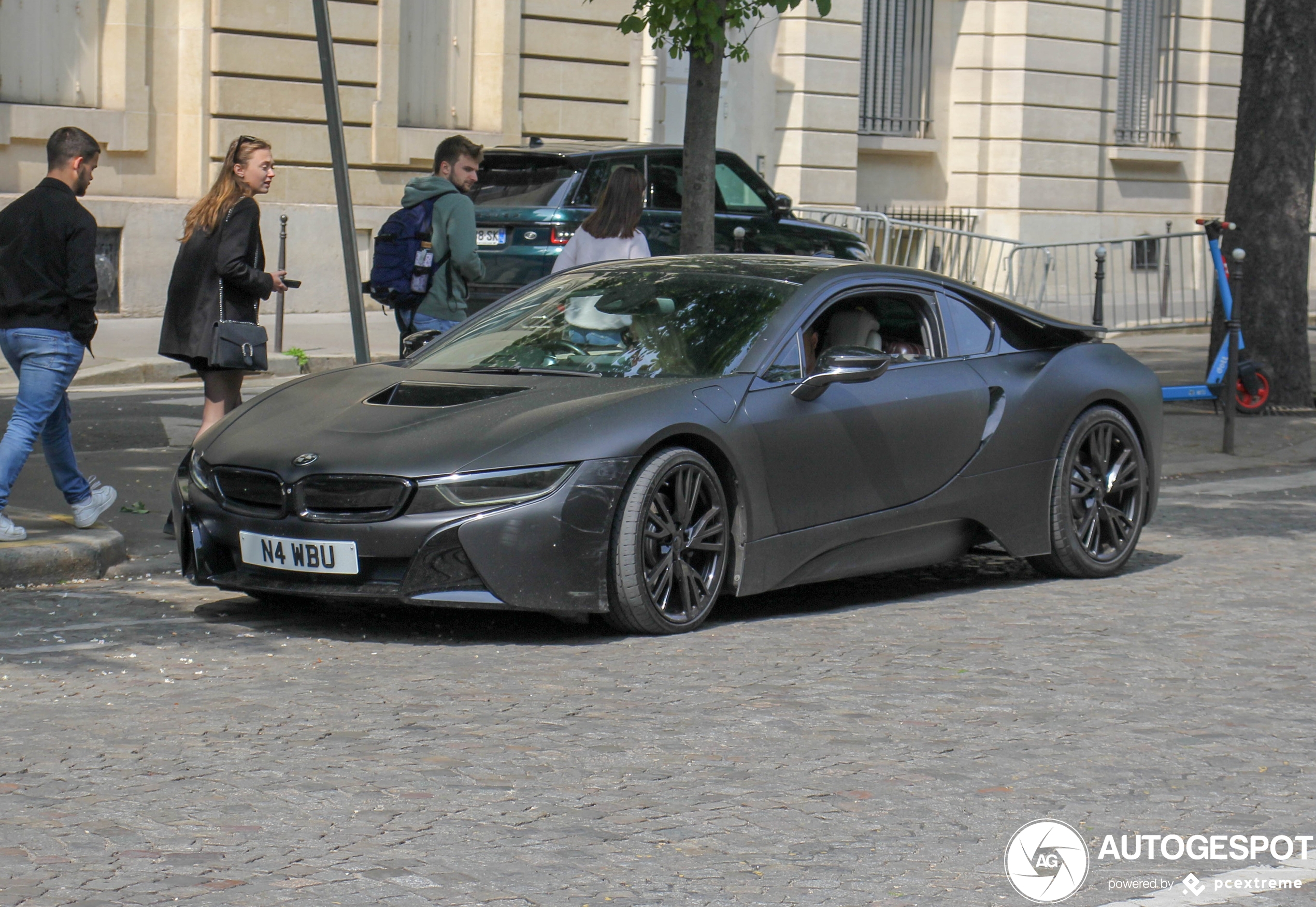 BMW i8 Protonic Frozen Black Edition