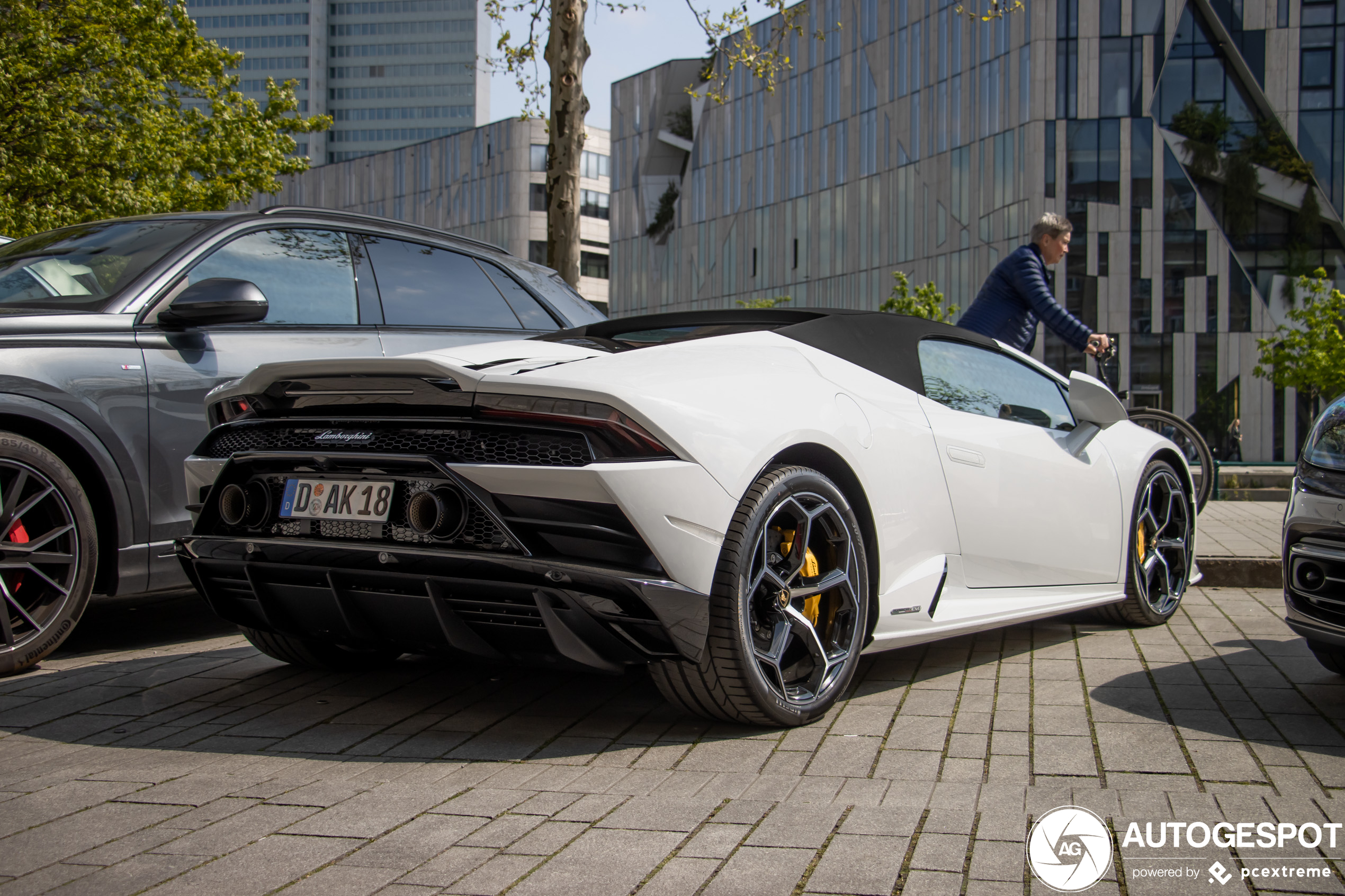 Lamborghini Huracán LP640-4 EVO Spyder