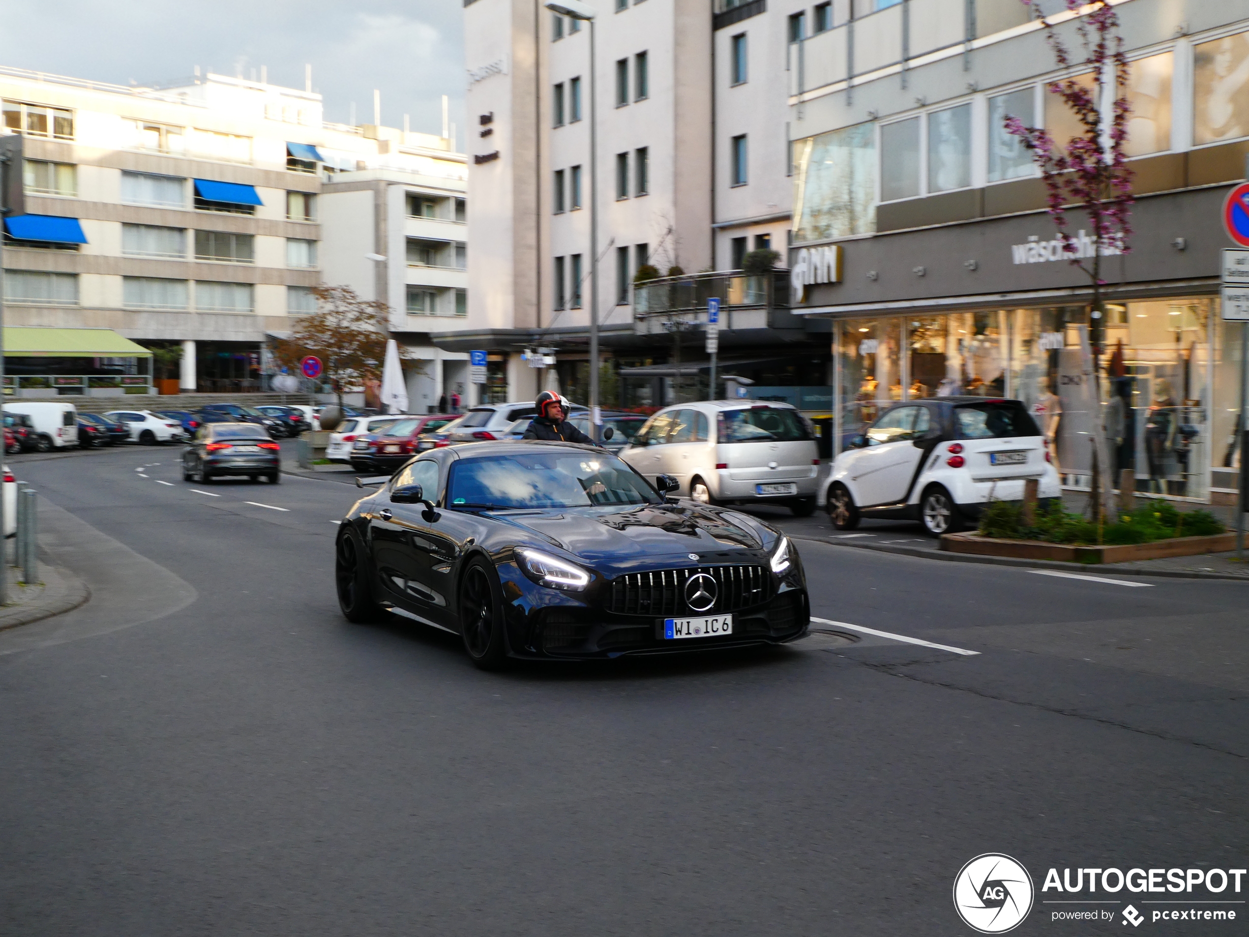 Mercedes-AMG GT R C190 2019