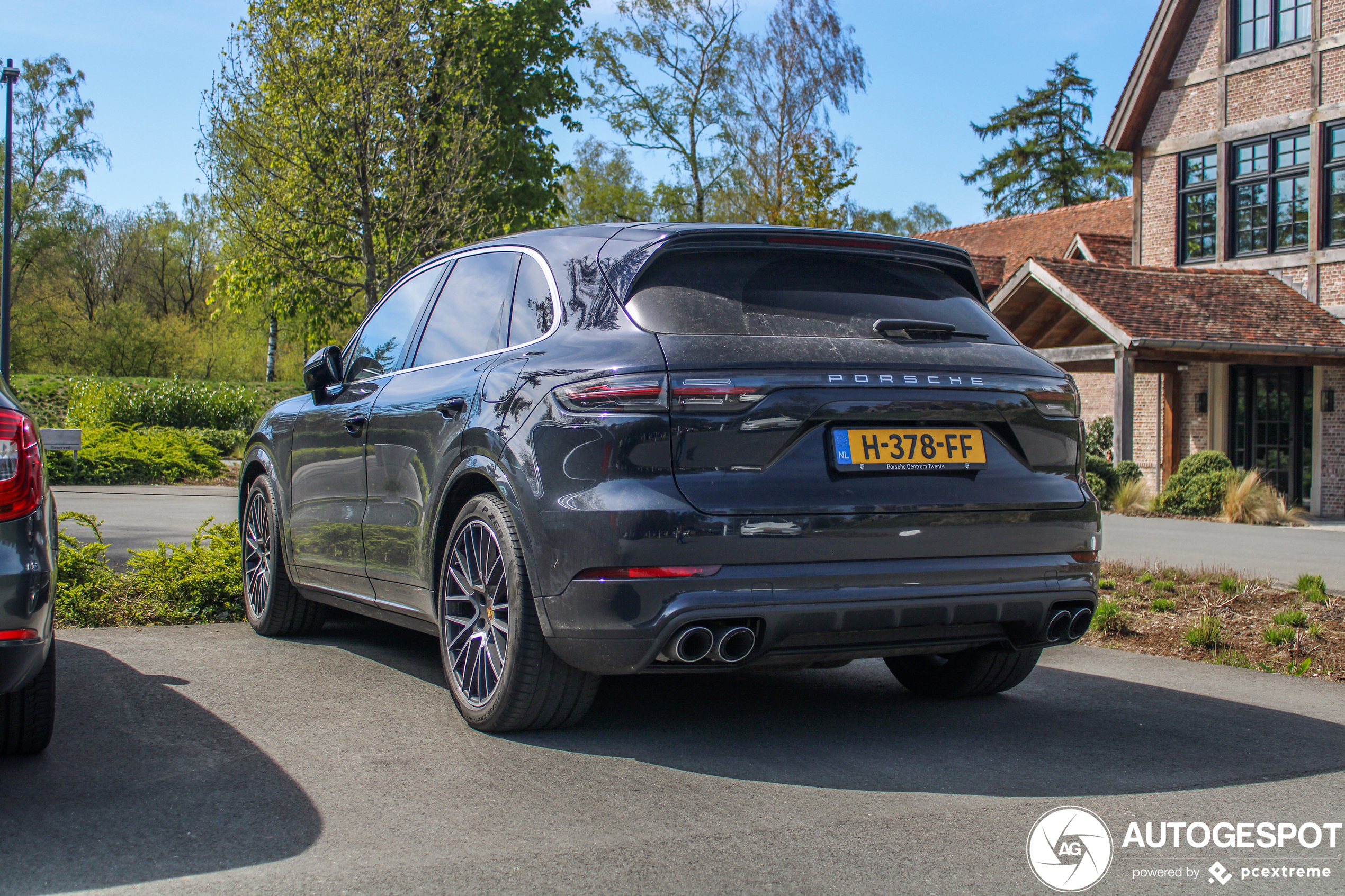 Porsche Cayenne Turbo S E-Hybrid