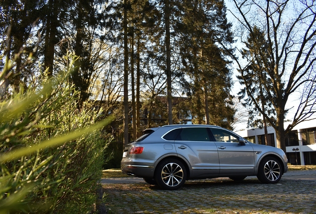 Bentley Bentayga V8