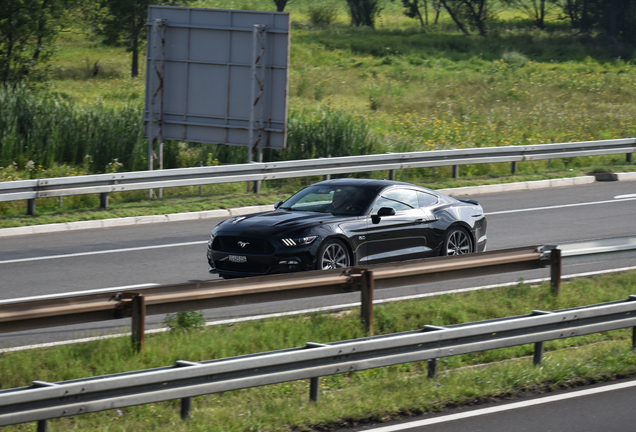 Ford Mustang GT 2015