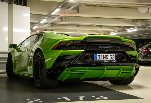 Lamborghini Huracán LP640-4 EVO