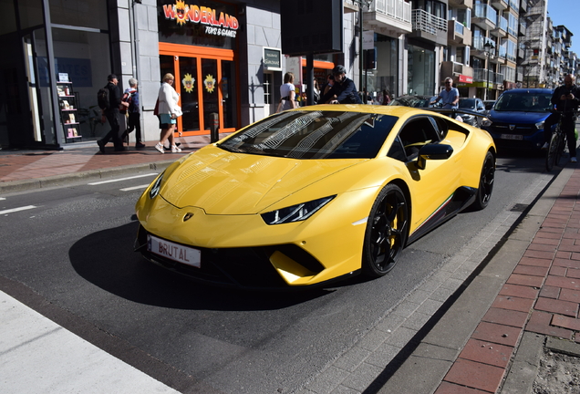 Lamborghini Huracán LP640-4 Performante