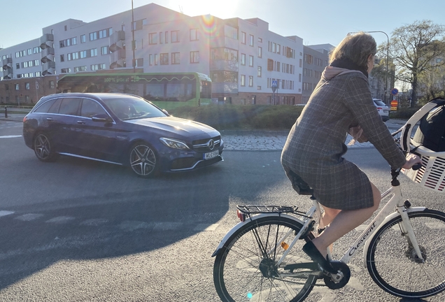 Mercedes-AMG C 63 S Estate S205