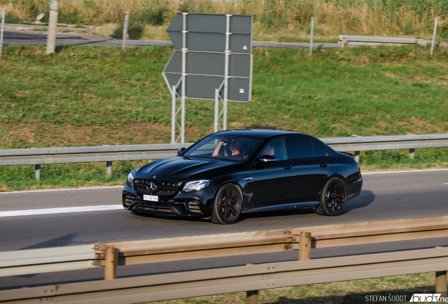 Mercedes-AMG E 63 S W213