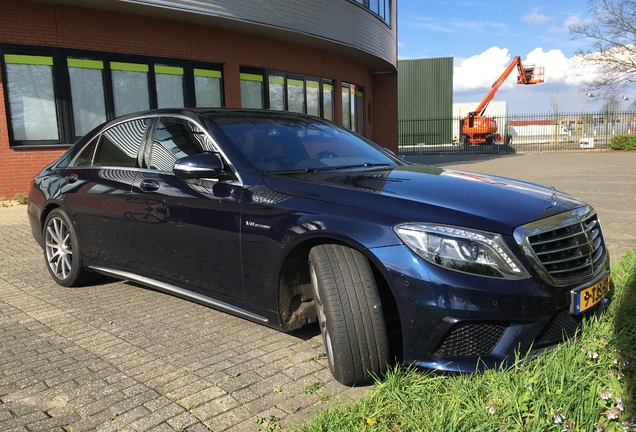 Mercedes-Benz S 63 AMG V222