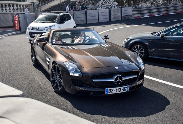 Mercedes-Benz SLS AMG Roadster