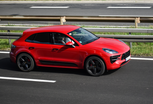 Porsche 95B Macan GTS MkII