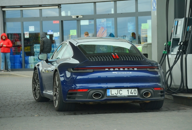 Porsche 992 Carrera 4S