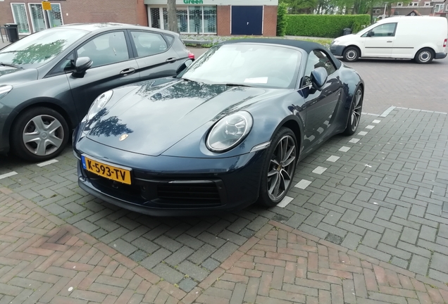 Porsche 992 Carrera 4S Cabriolet