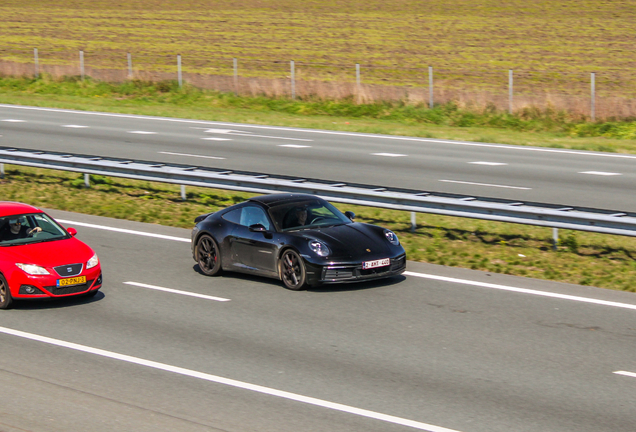 Porsche 992 Carrera S