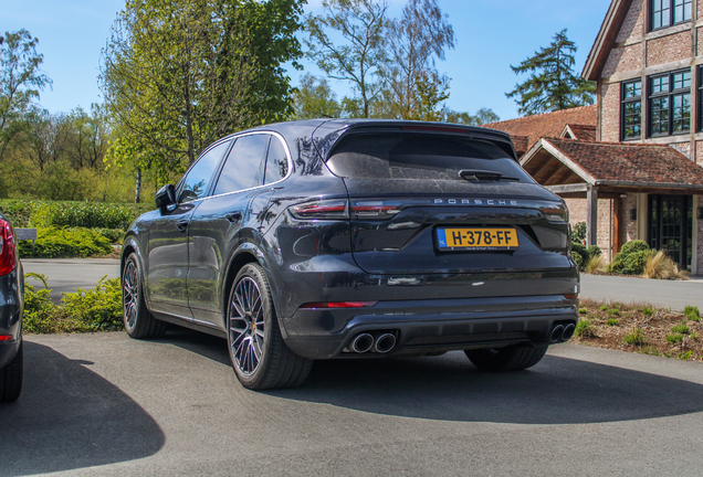 Porsche Cayenne Turbo S E-Hybrid