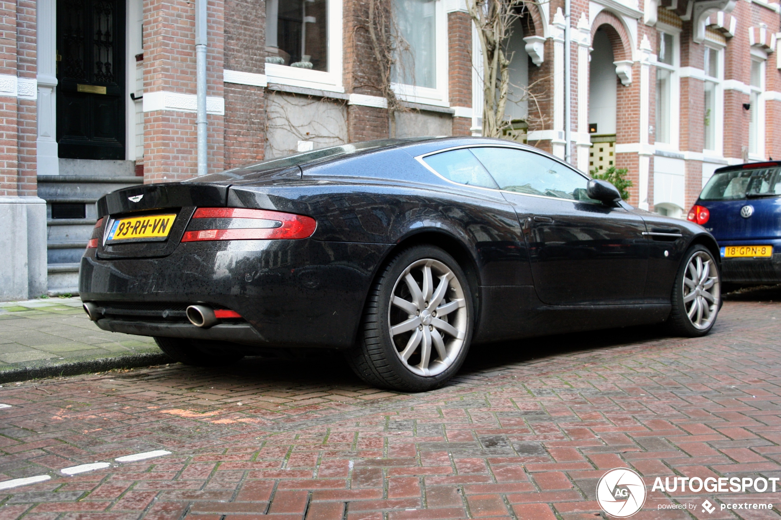 Aston Martin DB9