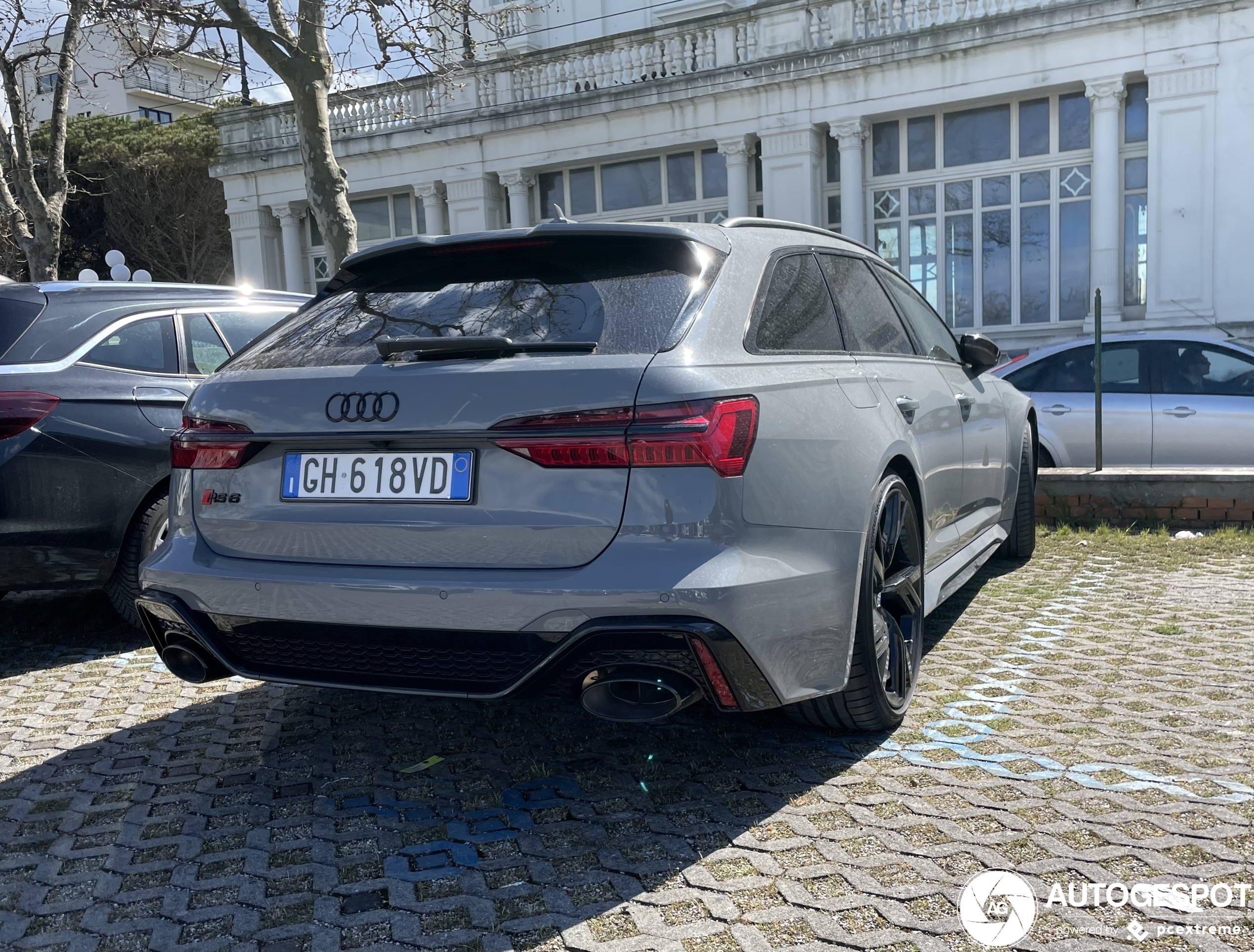 Audi RS6 Avant C8