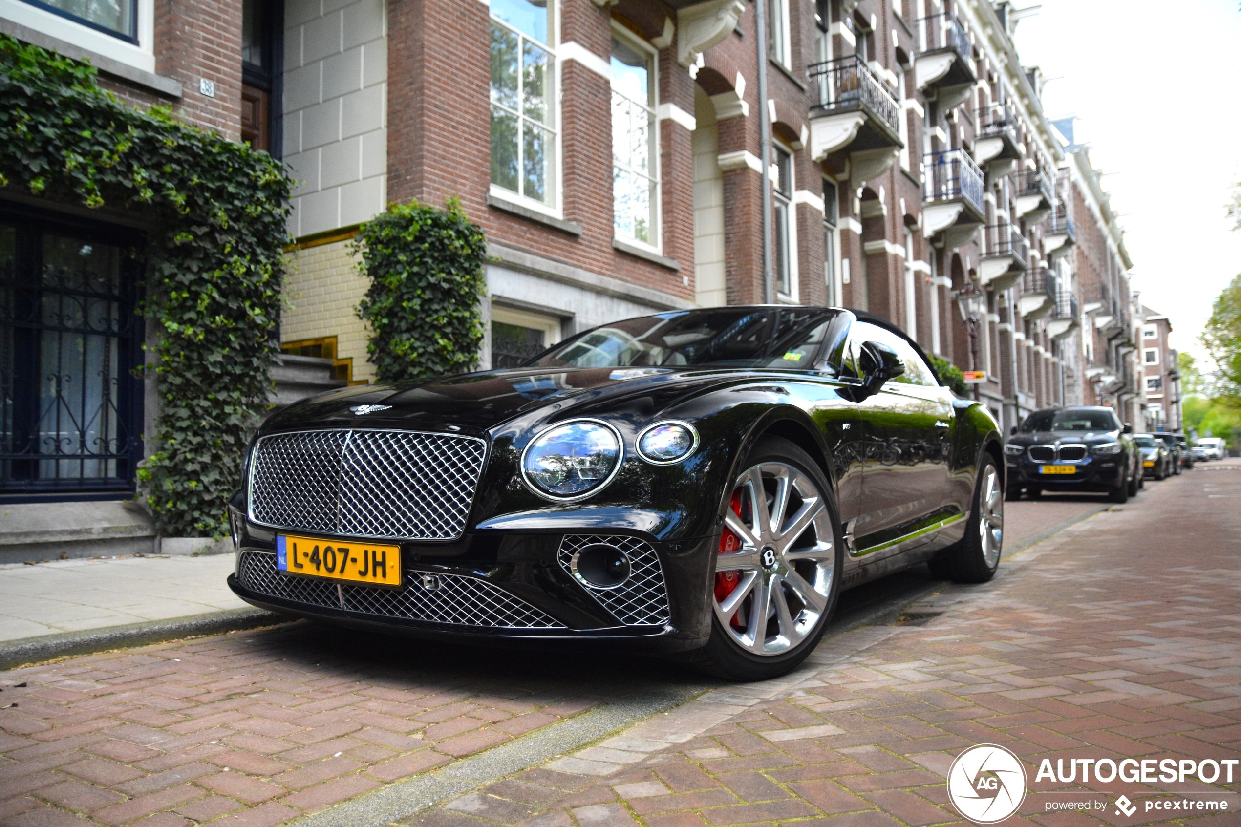 Bentley Continental GTC V8 2020