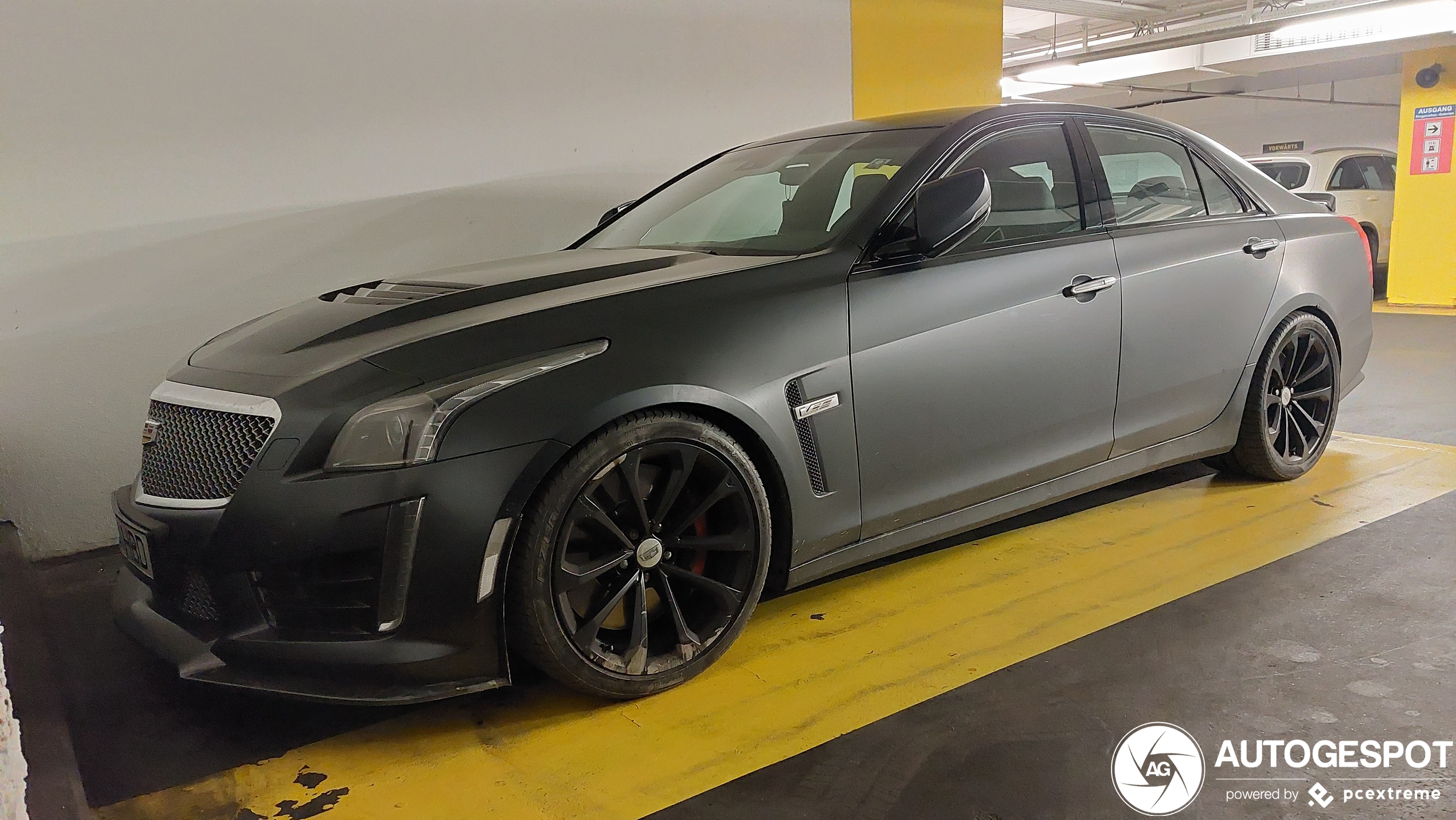 Cadillac CTS-V 2015