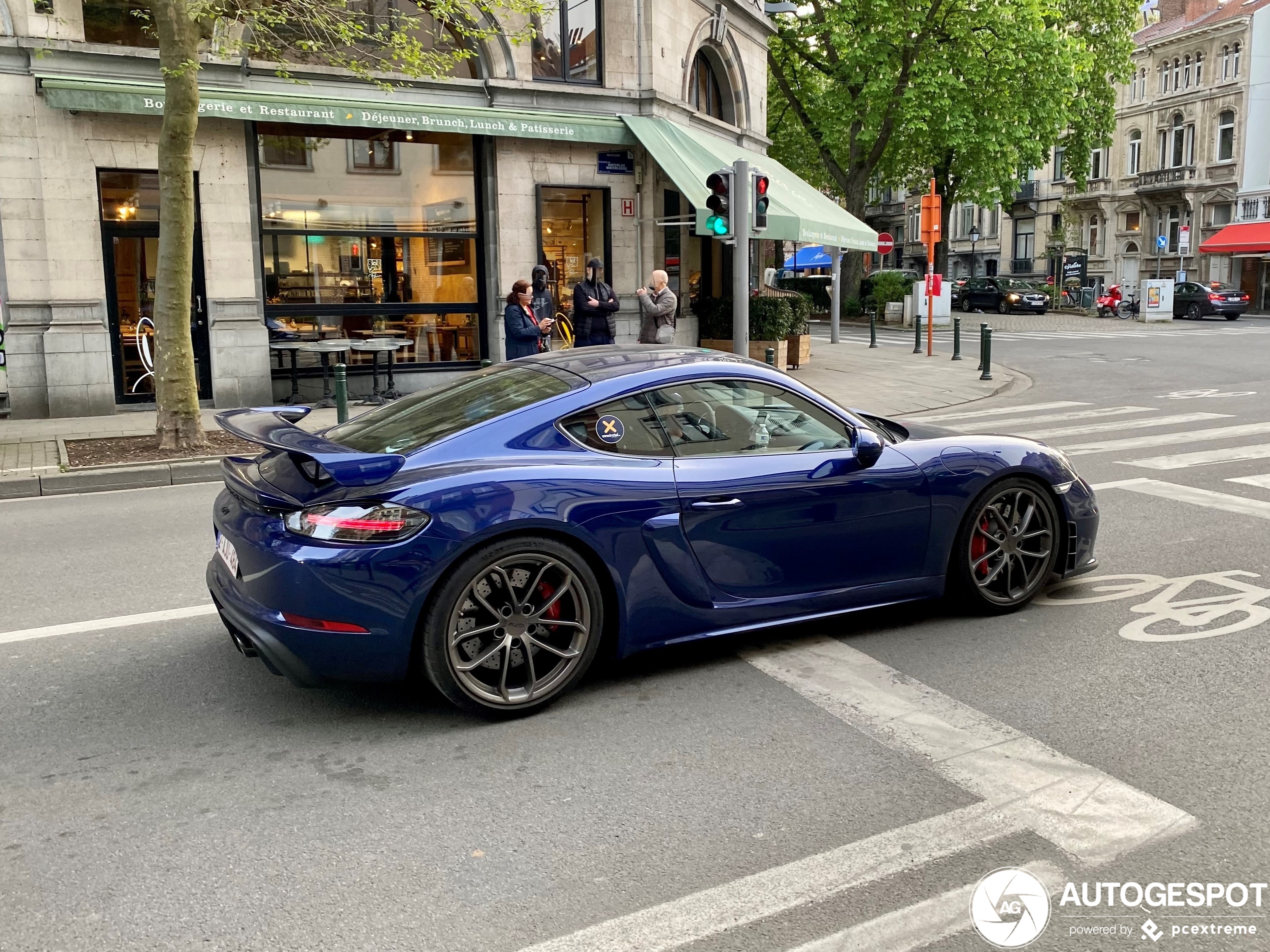 Porsche 718 Cayman GT4