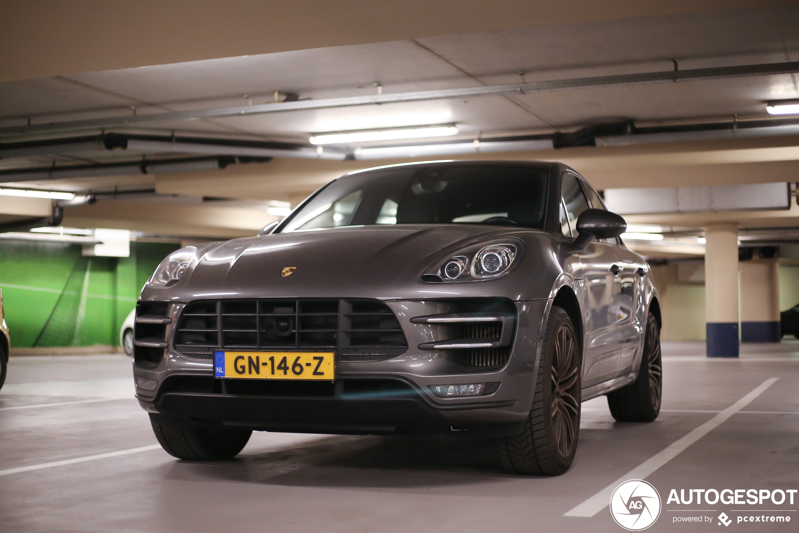 Porsche 95B Macan Turbo