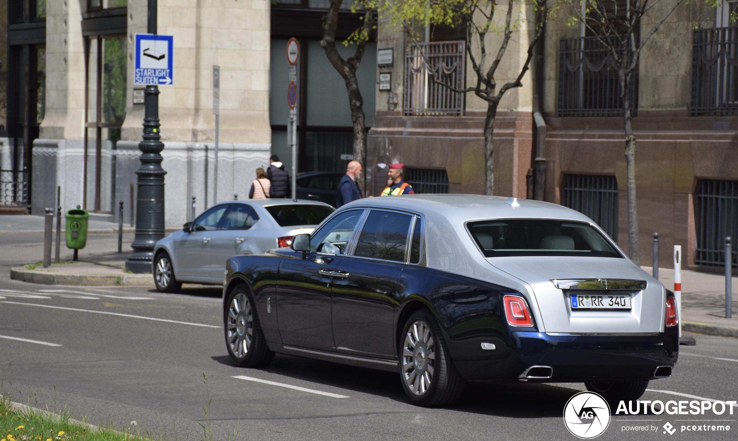 Rolls-Royce Phantom VIII EWB