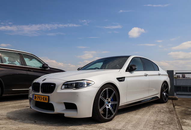 BMW M5 F10 2014 Performance Edition